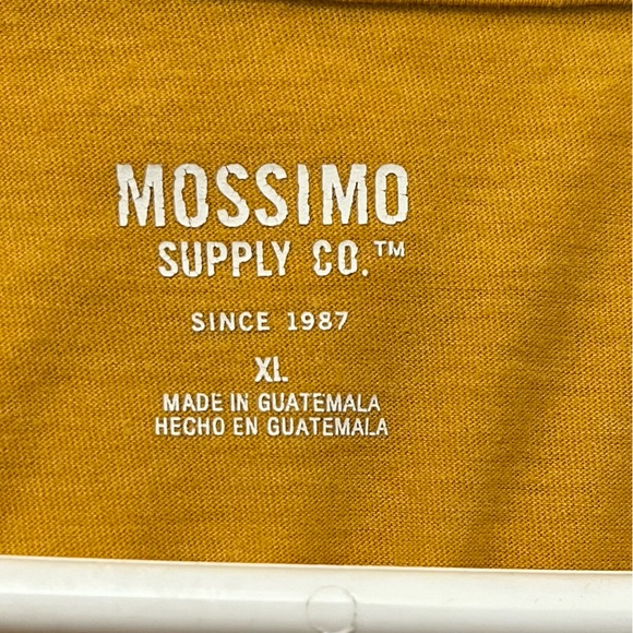 Woman’s gold colored Mossimo Top - Picture 3 of 3
